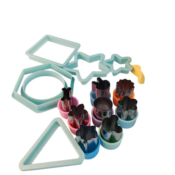 Assorted Cookie Cutters & Decorating Tools Set 50-Piece Stainless Steel & Plasti - Picture 3 of 16